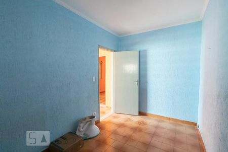 Quarto 2 de casa para alugar com 2 quartos, 80m² em Vila Talarico, São Paulo