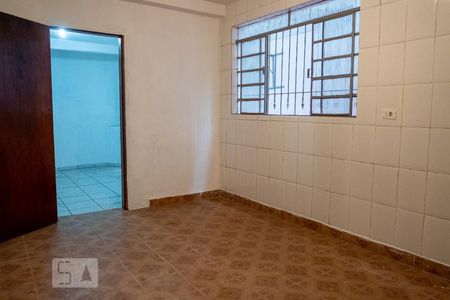 Quarto de casa para alugar com 1 quarto, 50m² em Jardim Ângela (zona Leste), São Paulo