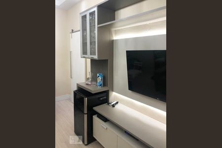 Sala de apartamento à venda com 2 quartos, 70m² em Tijuca, Rio de Janeiro