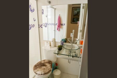 Banheiro de apartamento à venda com 2 quartos, 53m² em Centro, Osasco