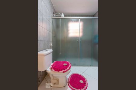 Banheiro Corredor de Entrada de casa à venda com 8 quartos, 125m² em Jardim Hercilia, São Paulo