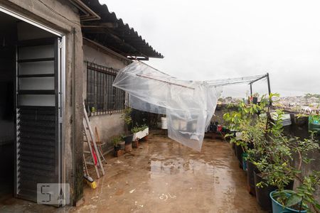 Quintal de casa para alugar com 2 quartos, 30m² em Jardim Hercilia, São Paulo