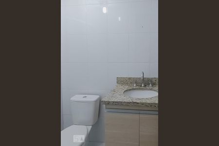 Banheiro de apartamento à venda com 2 quartos, 58m² em Casa Branca, Santo André