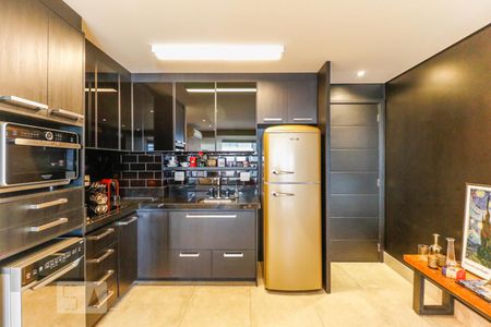 Cozinha de apartamento para alugar com 1 quarto, 63m² em Brooklin Paulista, São Paulo