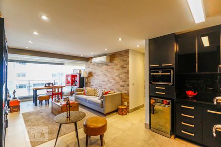 Cozinha de apartamento para alugar com 1 quarto, 63m² em Brooklin Paulista, São Paulo