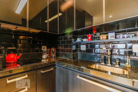 Cozinha de apartamento para alugar com 1 quarto, 63m² em Brooklin Paulista, São Paulo