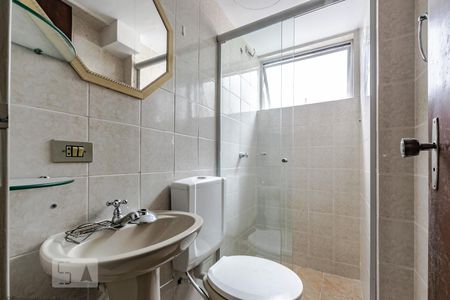 Banheiro Social de apartamento para alugar com 2 quartos, 50m² em Bigorrilho, Curitiba