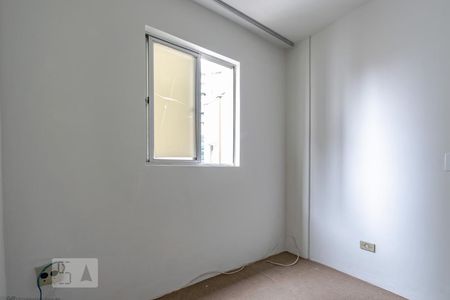 Quarto 1 de apartamento para alugar com 2 quartos, 50m² em Bigorrilho, Curitiba