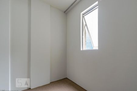 Quarto 2 de apartamento para alugar com 2 quartos, 50m² em Bigorrilho, Curitiba