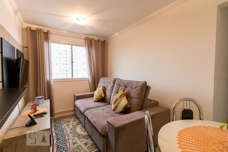 Sala de apartamento para alugar com 2 quartos, 44m² em Jardim Las Vegas, Guarulhos