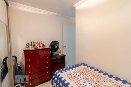 Quarto 2 de apartamento para alugar com 2 quartos, 44m² em Jardim Las Vegas, Guarulhos