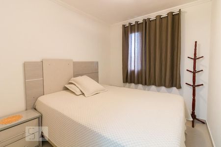 Quarto 1 de apartamento para alugar com 2 quartos, 44m² em Jardim Las Vegas, Guarulhos