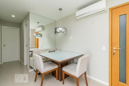 SALA de apartamento para alugar com 2 quartos, 65m² em Santa Rosa, Niterói