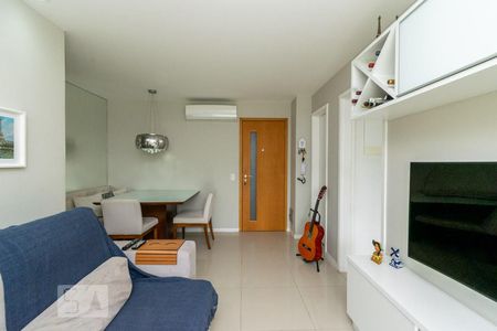 SALA de apartamento para alugar com 2 quartos, 65m² em Santa Rosa, Niterói