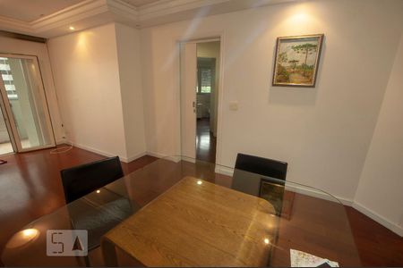 Sala de apartamento para alugar com 3 quartos, 101m² em Cabral, Curitiba