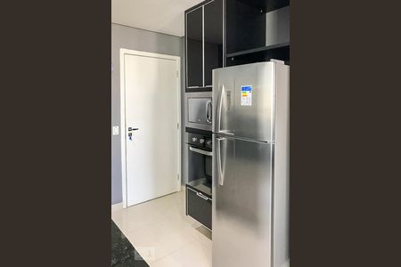 Cozinha de kitnet/studio para alugar com 1 quarto, 27m² em Bethaville I, Barueri