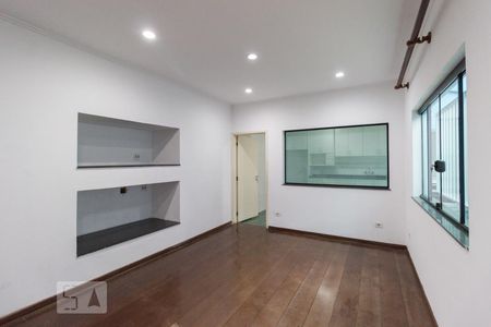 Sala de casa à venda com 4 quartos, 250m² em Água Fria, São Paulo