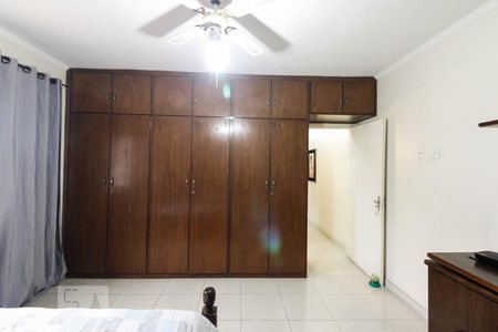 Quarto 1 de casa para alugar com 3 quartos, 380m² em Mooca, São Paulo