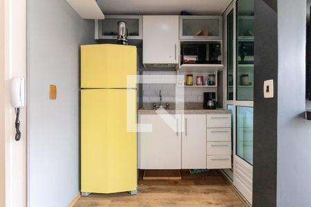 Cozinha de apartamento para alugar com 1 quarto, 60m² em Vila Nova Conceição, São Paulo