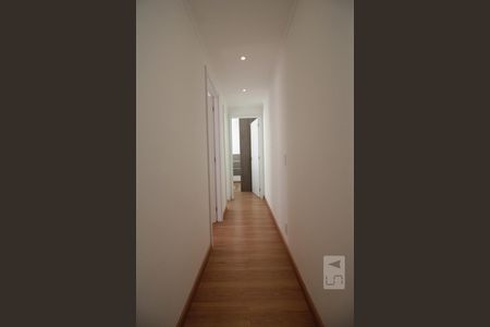 Corredor de apartamento à venda com 2 quartos, 42m² em Jardim Novo Taboão, São Paulo