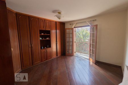 Suíte 1 de casa à venda com 7 quartos, 700m² em Jardim Paraíso, São Paulo