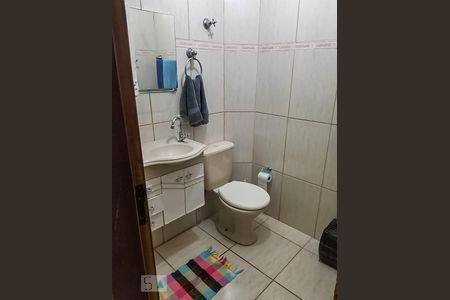 Banheiro  de apartamento à venda com 2 quartos, 60m² em Vila Gomes, São Paulo