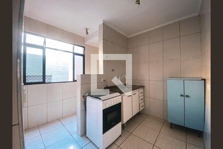 Cozinha de apartamento à venda com 2 quartos, 60m² em Vila Gomes, São Paulo