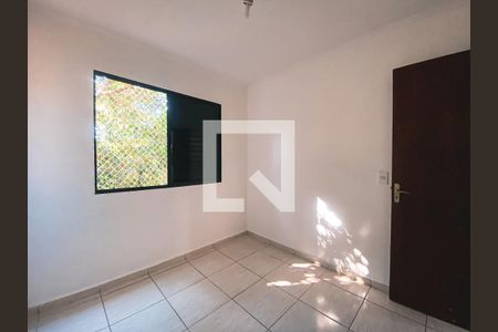 Quarto 2 de apartamento para alugar com 2 quartos, 60m² em Vila Gomes, São Paulo