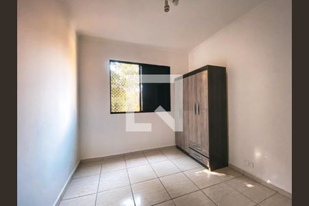 Quarto 1 de apartamento para alugar com 2 quartos, 60m² em Vila Gomes, São Paulo