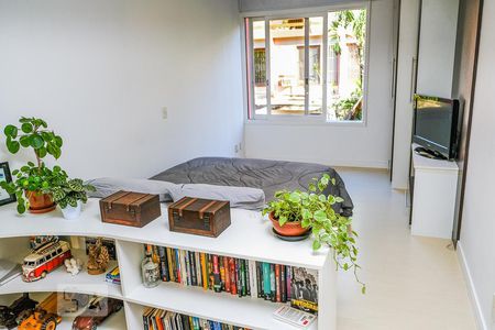 Dormitório de apartamento à venda com 1 quarto, 77m² em Rio Branco, Porto Alegre