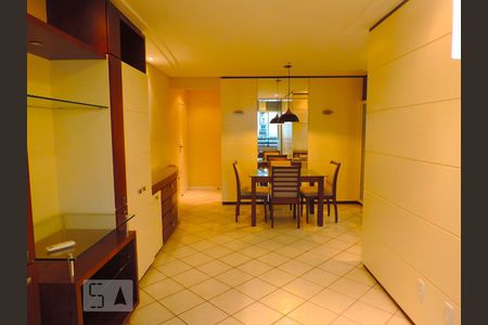 Sala de apartamento para alugar com 2 quartos, 75m² em Itacorubi, Florianópolis