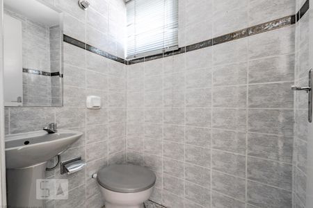 Lavabo de apartamento para alugar com 3 quartos, 94m² em Juvevê, Curitiba