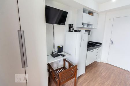 Sala Cozinha de kitnet/studio para alugar com 1 quarto, 25m² em Perdizes, São Paulo