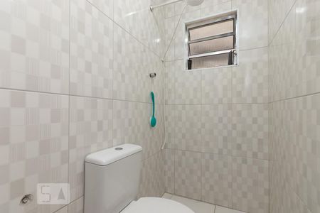Banheiro suíte  de casa à venda com 5 quartos, 125m² em Parque Sevilha, São Paulo