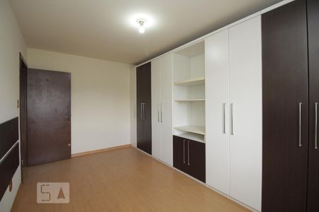 Quarto 1 de apartamento para alugar com 2 quartos, 86m² em Marechal Rondon, Canoas