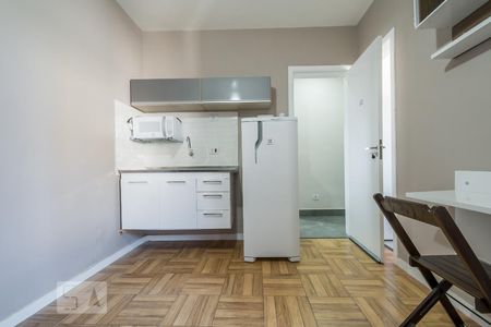 Cozinha de kitnet/studio para alugar com 1 quarto, 118m² em Jardim Cidália, São Paulo