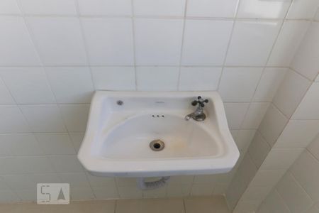 Banheiro - Torneira de apartamento para alugar com 2 quartos, 70m² em Paraíso, São Paulo