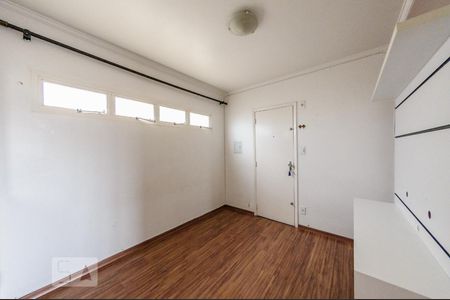 Sala de apartamento para alugar com 1 quarto, 42m² em Centro, Campinas