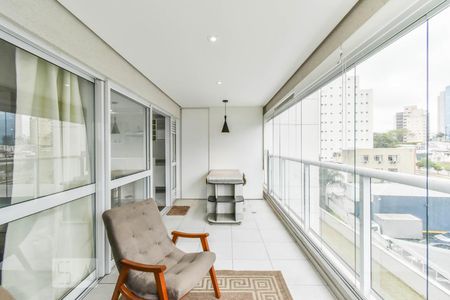 Varanda de apartamento à venda com 1 quarto, 57m² em Pinheiros, São Paulo