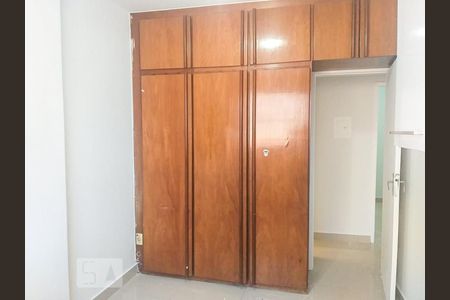 Quarto 2 de apartamento para alugar com 3 quartos, 60m² em Jardim América, Goiânia