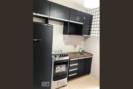 Cozinha de apartamento para alugar com 1 quarto, 72m² em Setor Bueno, Goiânia