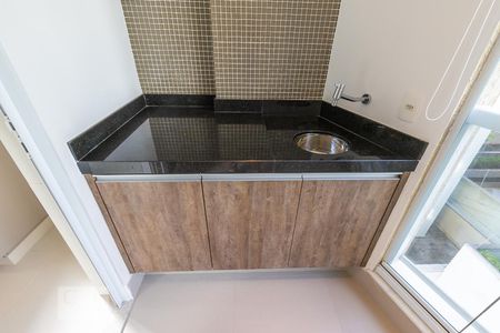 Varanda de apartamento à venda com 1 quarto, 51m² em Cambuí, Campinas