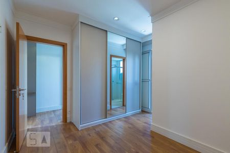 Quarto da suíte de apartamento à venda com 1 quarto, 51m² em Cambuí, Campinas