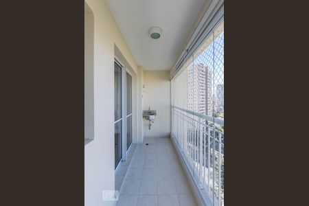 Varanda de apartamento para alugar com 3 quartos, 69m² em Vila Brasílio Machado, São Paulo