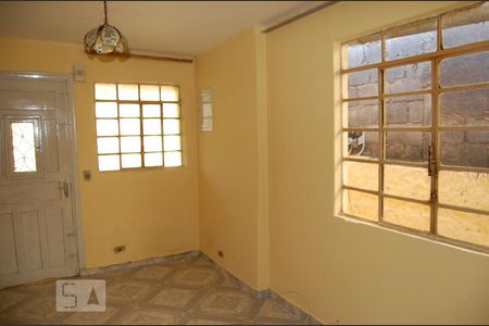 Sala de casa para alugar com 1 quarto, 50m² em Cidade Domitila, São Paulo