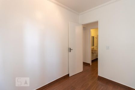 Quarto 2 de apartamento para alugar com 3 quartos, 75m² em Moema, São Paulo