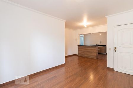 Sala de apartamento para alugar com 3 quartos, 75m² em Moema, São Paulo