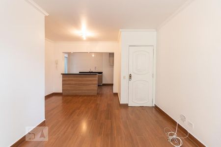 Sala de apartamento para alugar com 3 quartos, 75m² em Moema, São Paulo