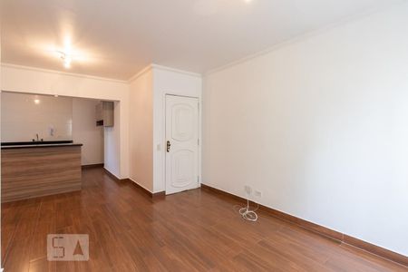 Sala de apartamento para alugar com 3 quartos, 75m² em Moema, São Paulo