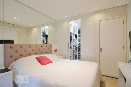 Apartamento à venda com 98m², 2 quartos e 2 vagas Apartamento à venda com 98m², 2 quartos e 2 vagasQuarto Suíte 2